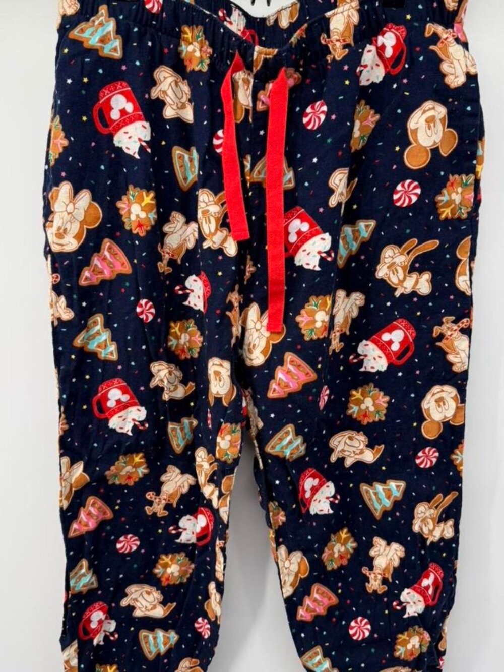 Disney Mickey Mouse Christmas Pajama Pants #disney #christmas #pjs petite M